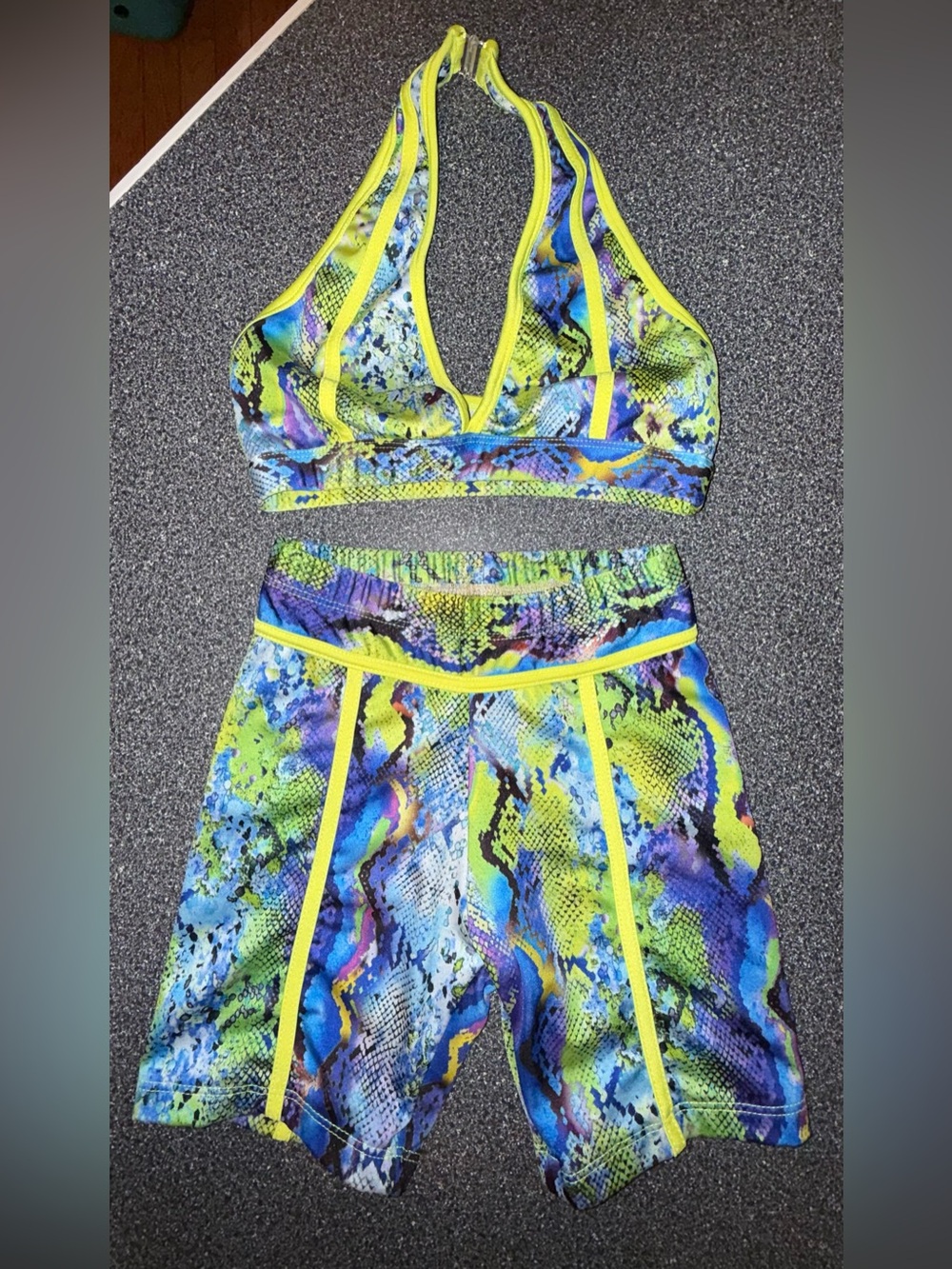 LA Dance Designs Snake-Print Dance Set – Lime & Blue Size Child XL